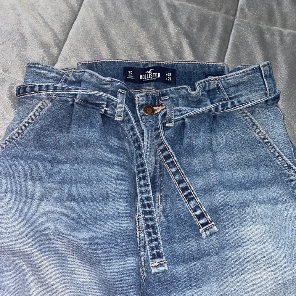 3R Ultra High-Rise Hollister Mom Jeans w26 L27